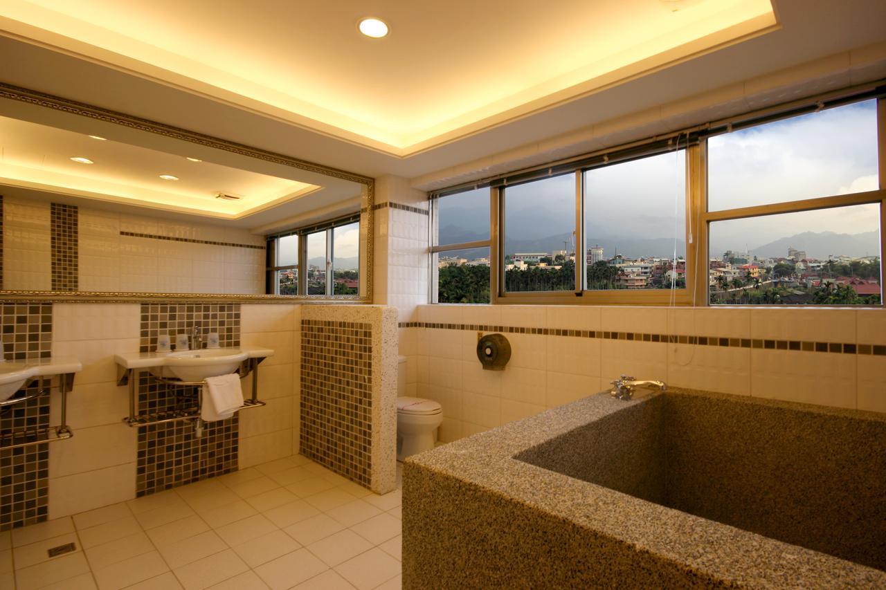 Mountain Fish Water Hotel Tập Tập Phòng bức ảnh